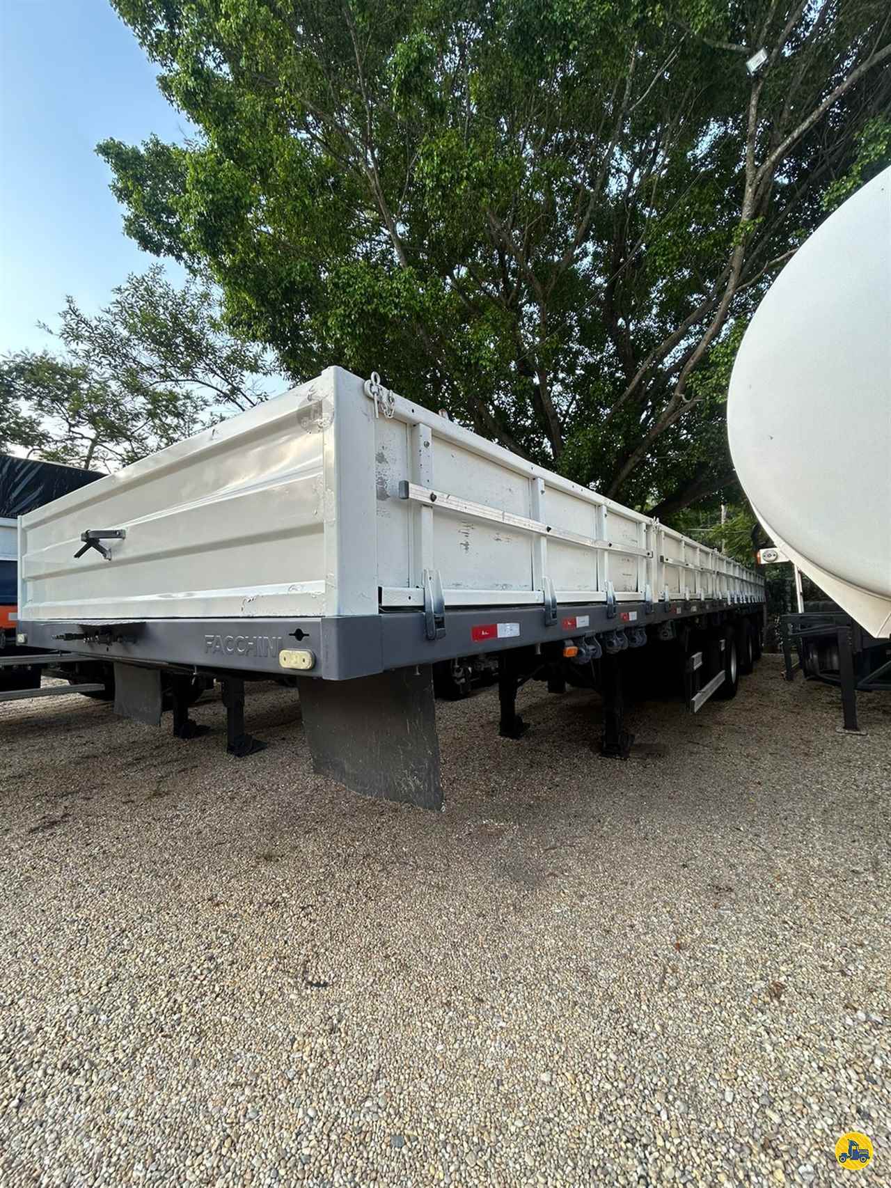 CARRETA SEMI-REBOQUE PORTA-CONTAINER AFL Caminhões ITAJUBA MINAS GERAIS MG